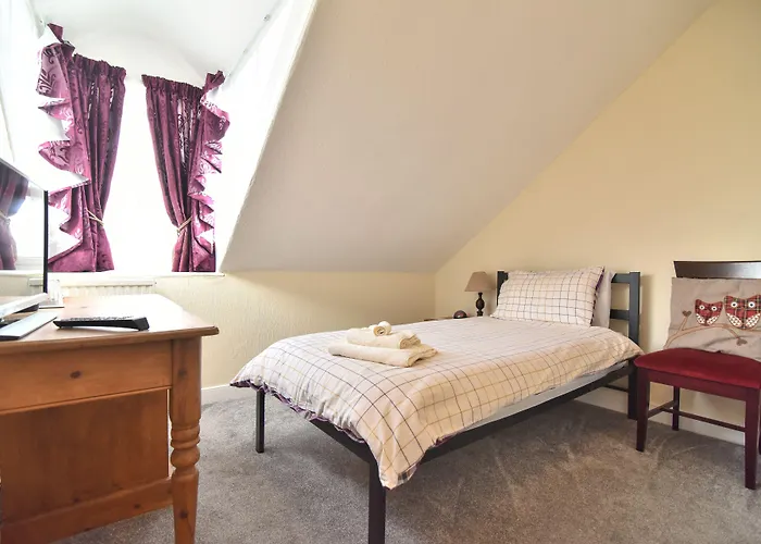 The Europa 3* Whitby