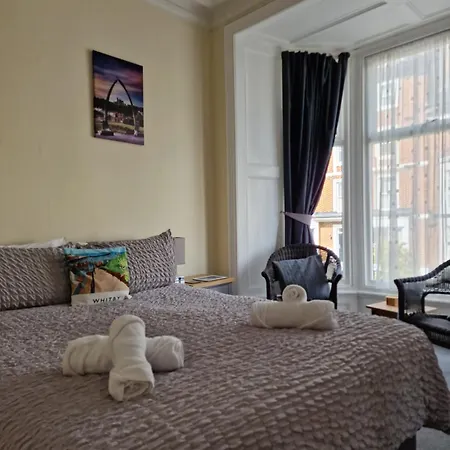 Πανσιόν The Europa