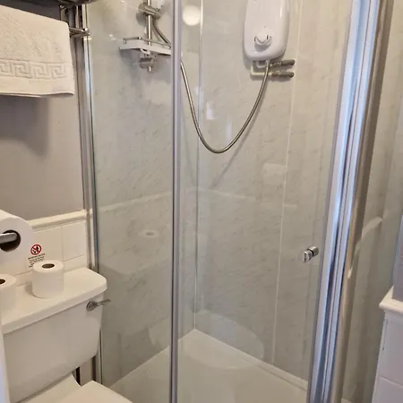 The Europa 3* Γουίτμπι